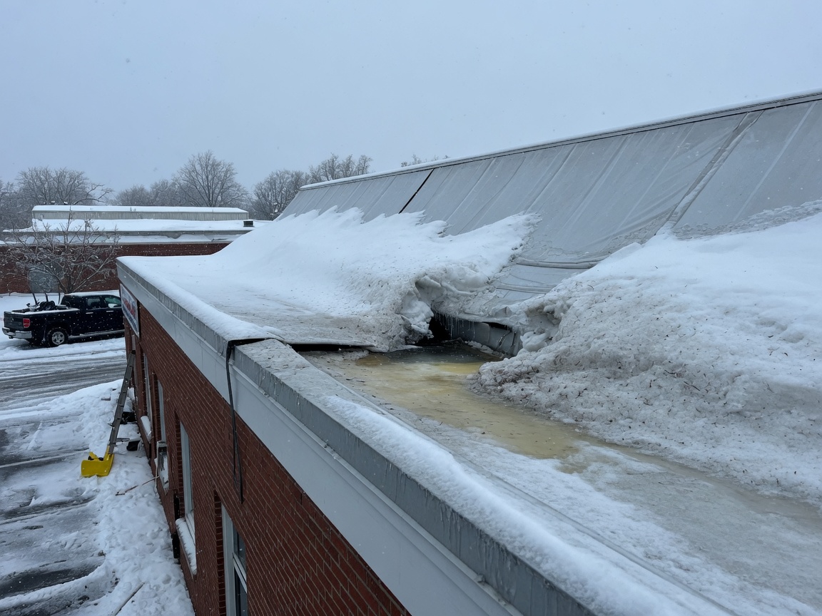 Winter Snow Load Concerns for Flat Roofs in Fort Wayne