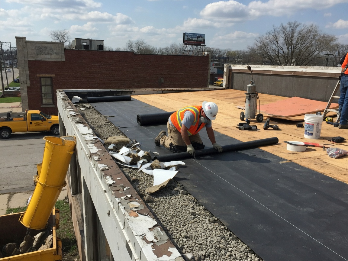 Flat Roof Replacement in Fort Wayne